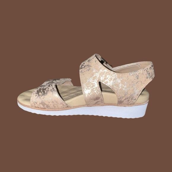 Walking Cradles Huntley Sandal Size 8 - Picture 6 of 7